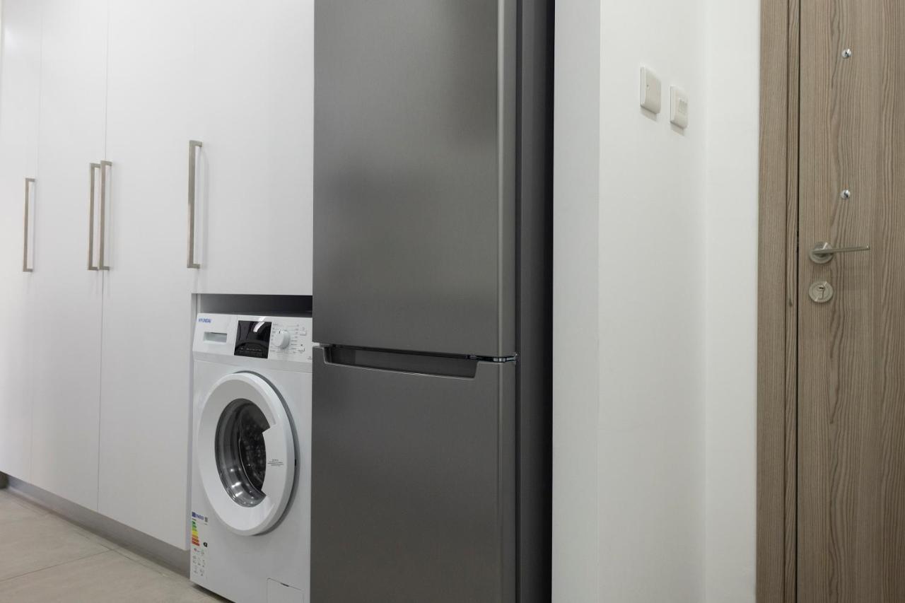 Lovely 2 Bed Apartment In Larnaca City Centre Luaran gambar