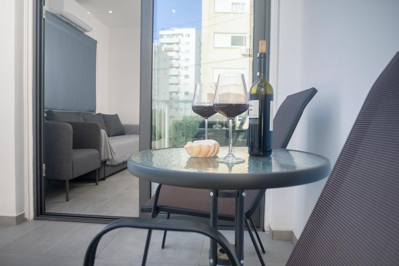 Lovely 2 Bed Apartment In Larnaca City Centre Luaran gambar